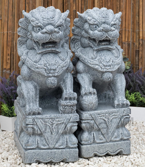 Dinova Pair Of Guardian Lions Statues