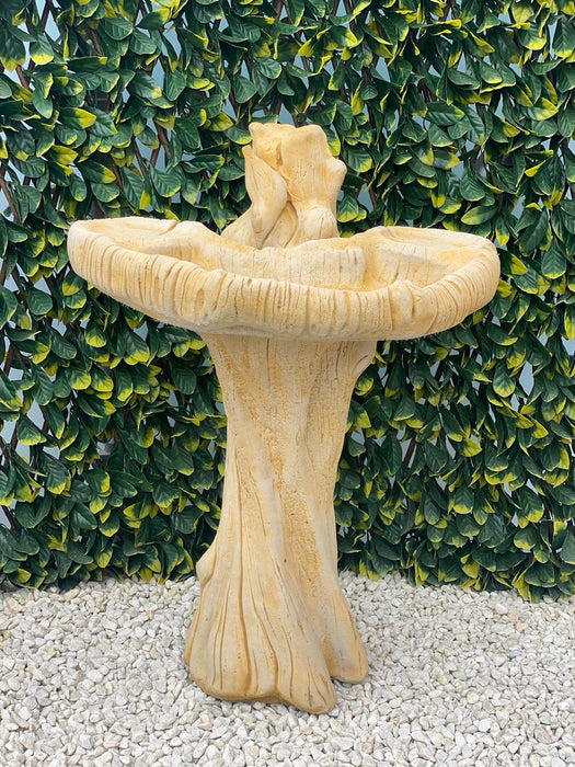 Melmar Stone Nuthatch Birdbath