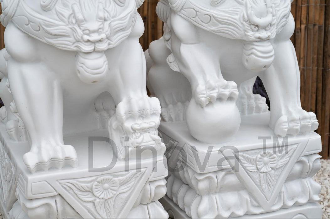 Dinova Pair Of Guardian Lions Statues