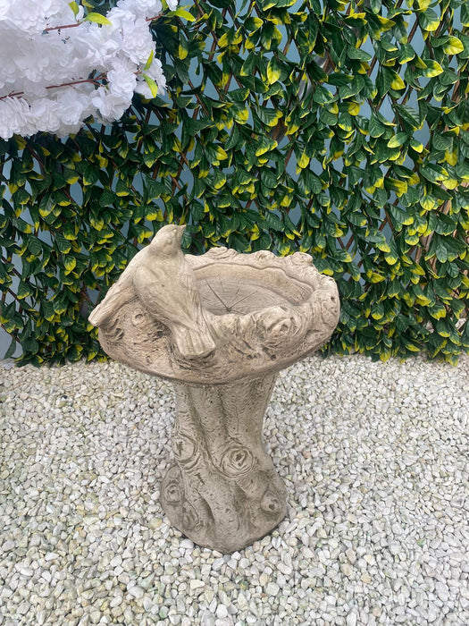Melmar Stone Dove Pedestal Birdbath