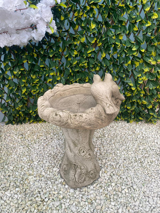 Melmar Stone Dove Pedestal Birdbath