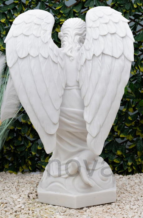 Dinova Archangel White Statue