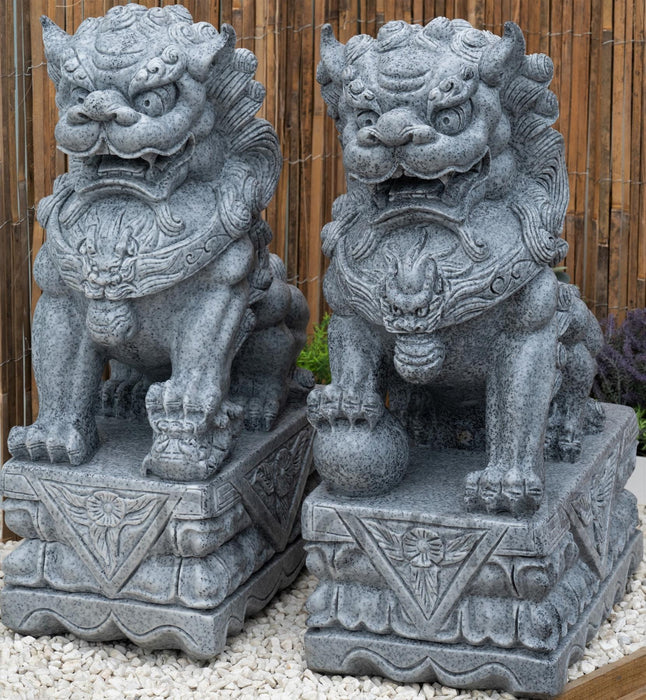 Dinova Pair Of Guardian Lions Statues