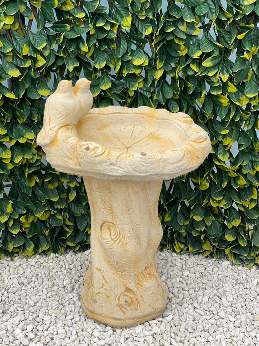 Melmar Stone Dove Pedestal Birdbath