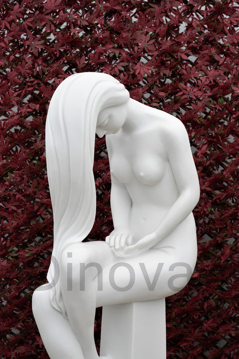 Dinova Cybele White Statue