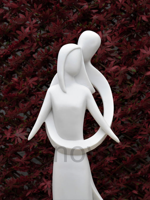 Dinova Treasured Embrace White Statue