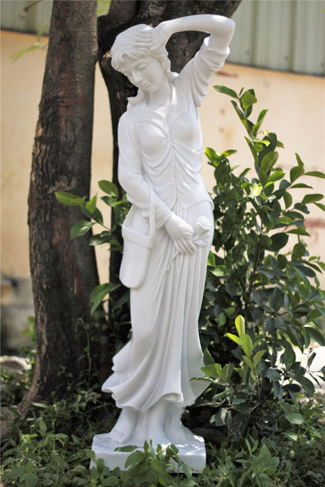 Dinova Madelaine White Statue